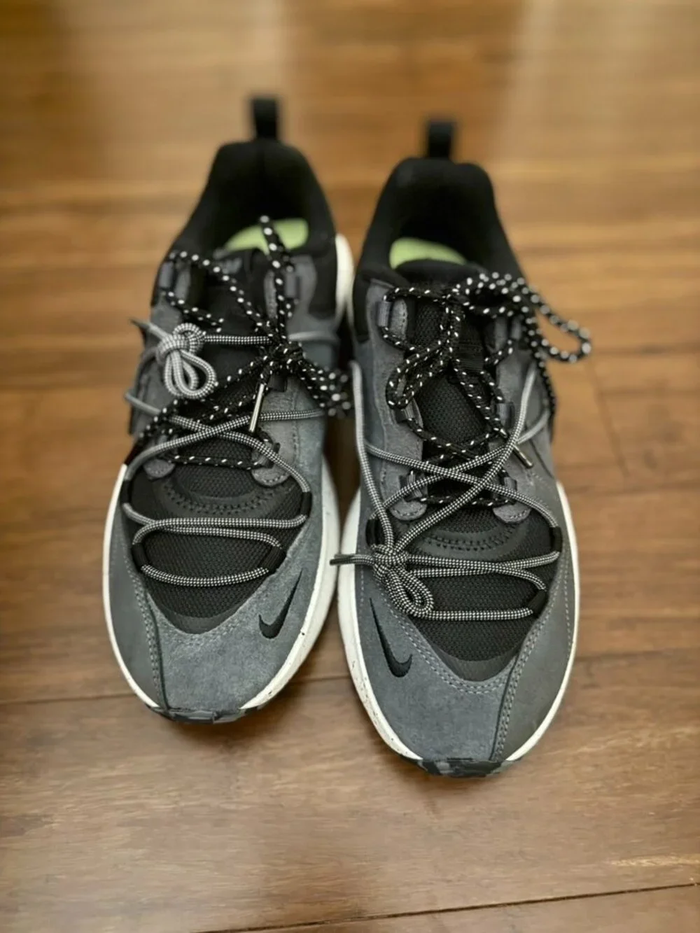NEW Nike Air Max Viva Black Gray Sneakers Women's Size 10 NWOB